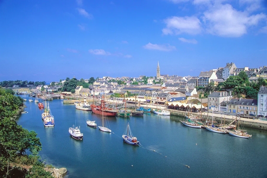 port rhu douarnenez camping tourisme